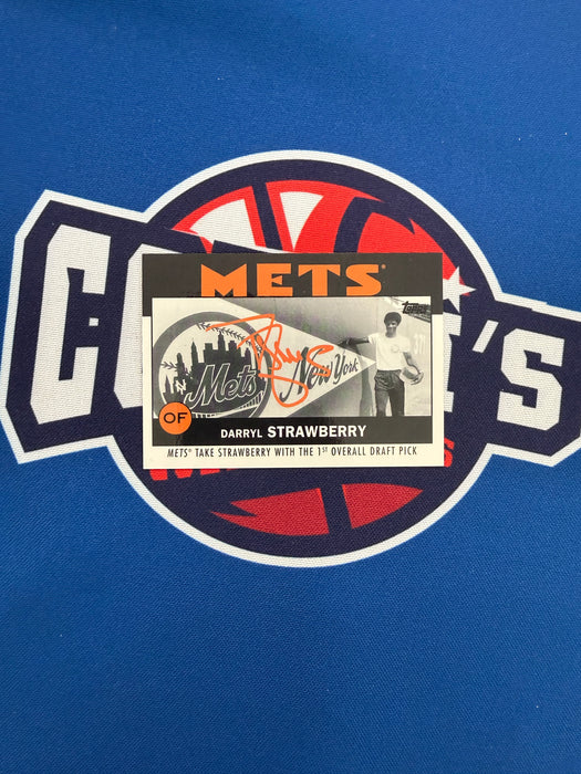 Darryl Strawberry Autographed 2021 Topps Once Upon a Time in Queens Special Set Card (GTP)