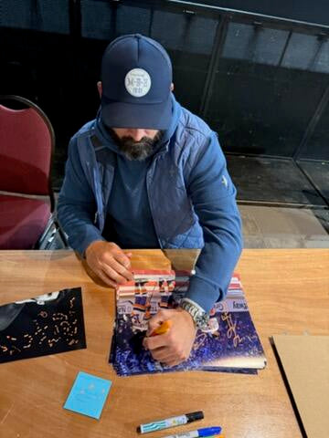 Cal Clutterbuck, Matt Martin & Casey Cizikas TRIPLE Autographed 11x14 Photo (JSA)