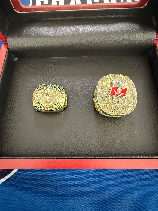 Tampa Bay Buccaneers 2pc Replica Super Bowl Rin Set with Display Box