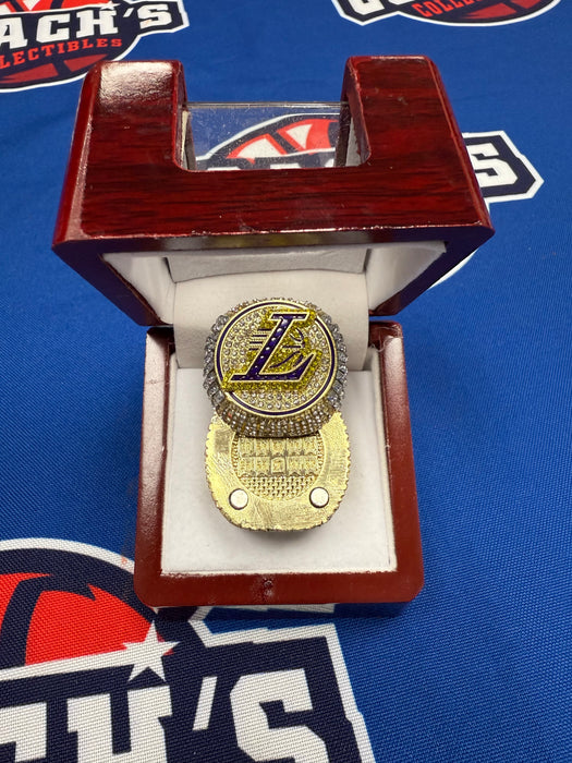 Los Angeles Lakers 2020 Replica NBA Championship Ring with Display Box