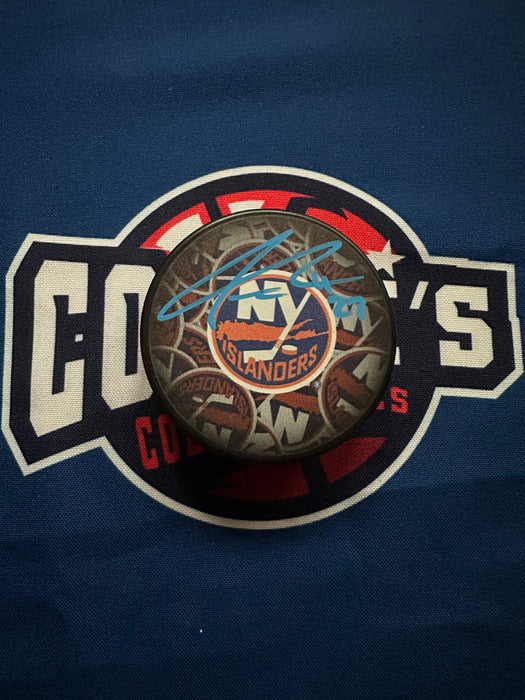 Anders Lee Autographed NY Islanders Clone Series Logo Puck (Fanatics)