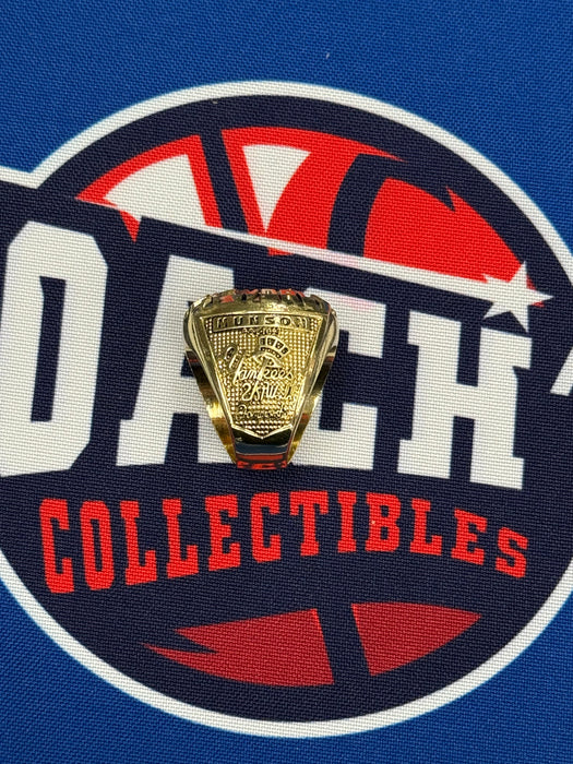 New York Yankee 1977 World Series Replica Ring