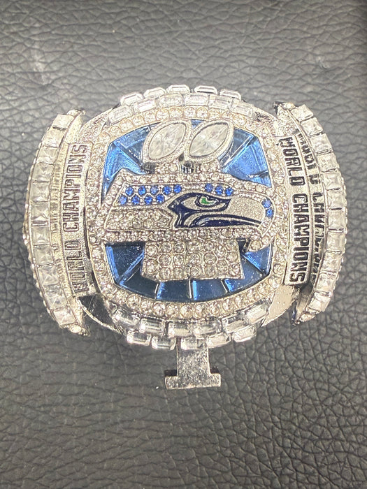 Seattle Seahawks 2pc Replica Super Bowl Rings w/ Display Box
