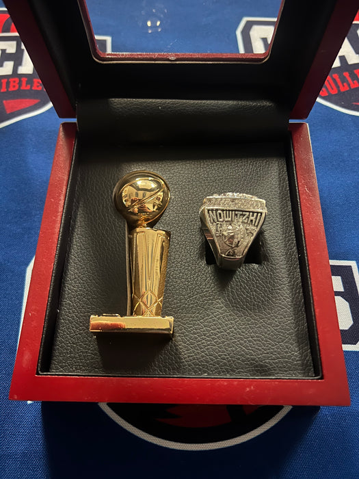 Dallas Mavericks 2pc Replica NBA Championship Ring & Trophy with Display Box