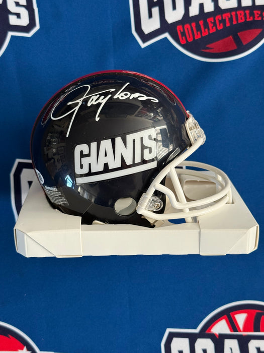 Lawrence Taylor Autographed Retro vsr4 Mini Helmet (JSA)