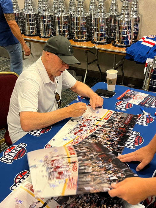 1994 New York Rangers Team Signed 16x20 Celebration Photo w/ 17 Autographs (Beckett)