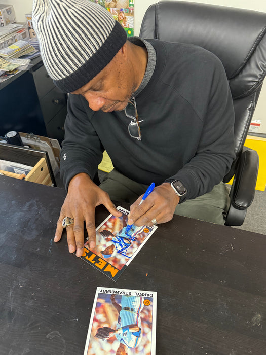 Darryl Strawberry Autographed 1986 JUMBO Topps 5x7 Card w/ Strawman (JSA)