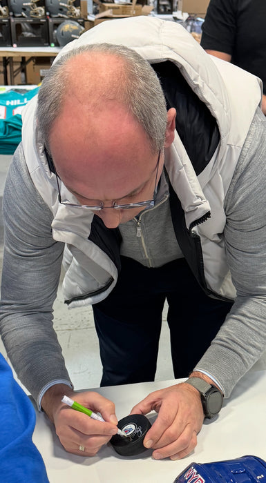 Sergei Zubov Autographed NY Rangers Puck with 94 Cup! Inscription (Beckett)