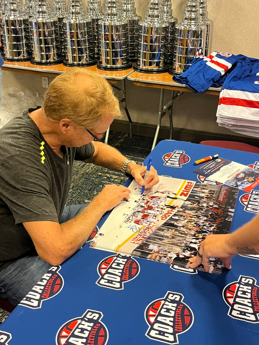 1994 New York Rangers Team Signed 16x20 Celebration Photo w/ 17 Autographs (Beckett)