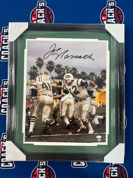 FRAMED Joe Namath 16x20 Super Bowl Handoff Photo (JSA)