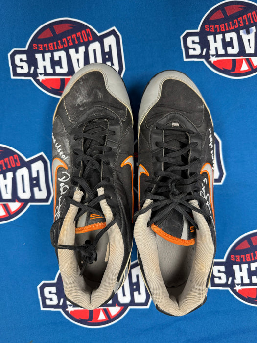 GAME USED David Wright Autographed PAIR of Blue Nike Cleats w/ Game Used Inscription (Beckett)