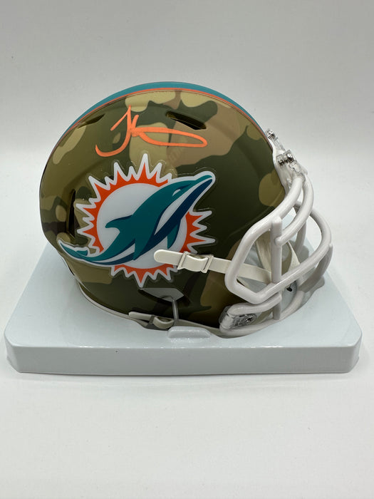 Tyreek Hill Autographed Miami Dolphins Camo Mini Helmet (Beckett)