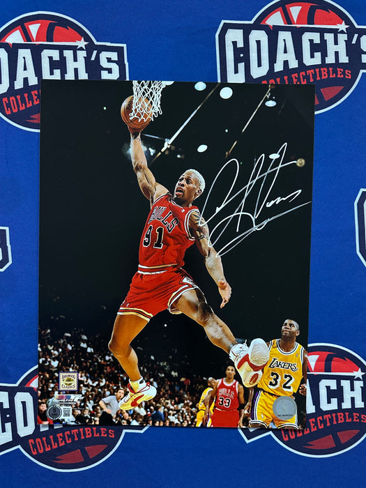 Dennis Rodman Autographed 11x14 Photo (Beckett)