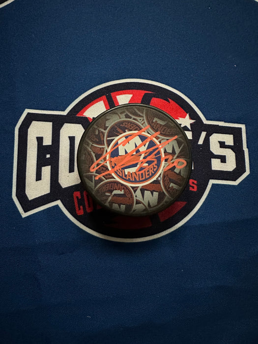 Ilya Sorokin Autographed NY Islanders Clone Series Logo Puck (Fanatics)