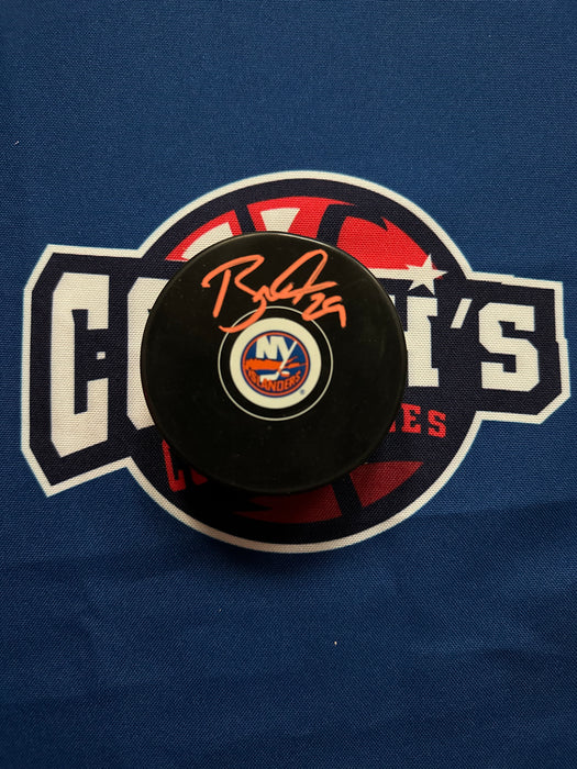Brock Nelson Autographed NY Islanders Logo Puck (Fanatics)