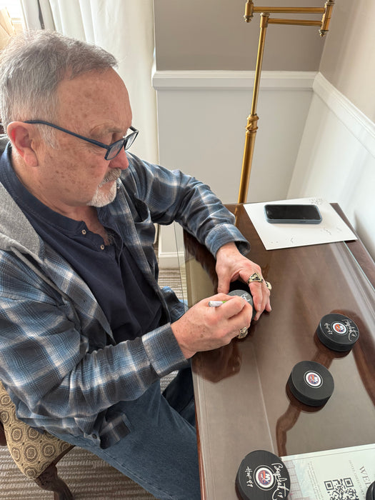 Bryan Trottier Autographed NY Islanders Logo Puck w/ HOF 97 (JSA)