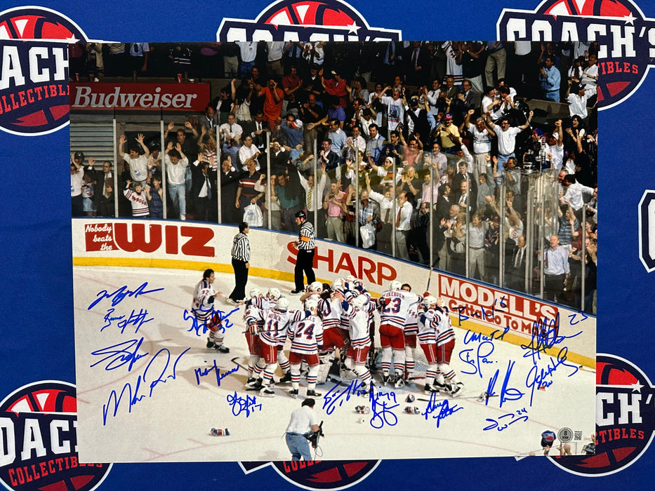 1994 New York Rangers Team Signed 16x20 Celebration Photo w/ 17 Autographs (Beckett)