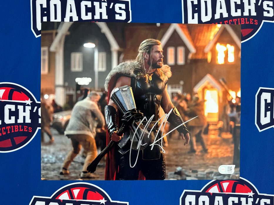 Chris Hemsworth Autographed Marvel Thor 11x14 Photo (SWAU)