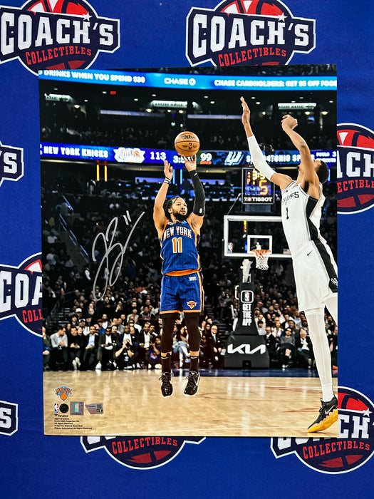 Jalen Brunson Autographed 16x20 Shooting over Wemby Photograph (Fanatics)