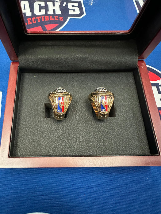 New York Knicks 2pc Replica NBA Championship Ring Set w/ Display Box ...