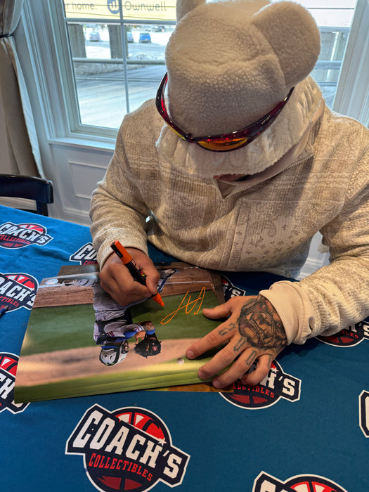 Francisco Alvarez Autographed 11x14 Catching Photo (JSA)