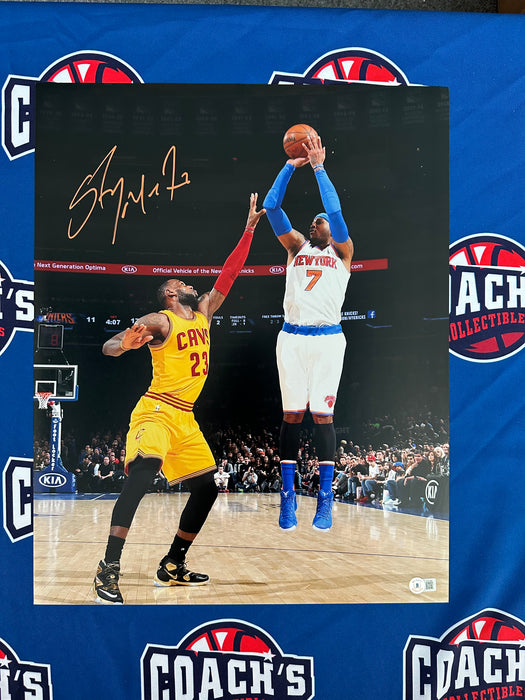 Carmelo Anthony Autographed 16x20 NY Knicks Photo (Beckett)
