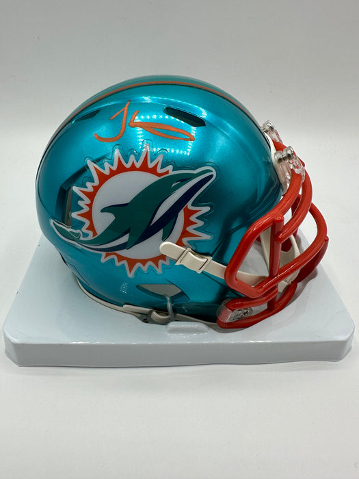 Tyreek Hill Autographed Miami Dolphins Flash Mini Helmet (Beckett)