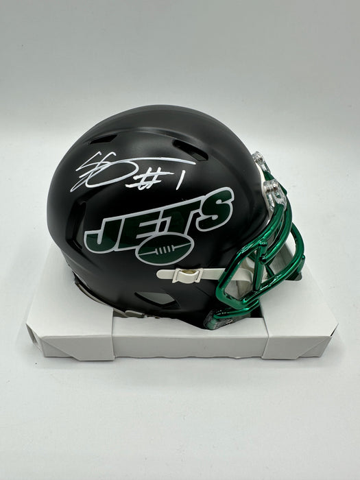 Sauce Gardner Autographed NY Jets 2022 Black Alternate Mini Helmet (Beckett)
