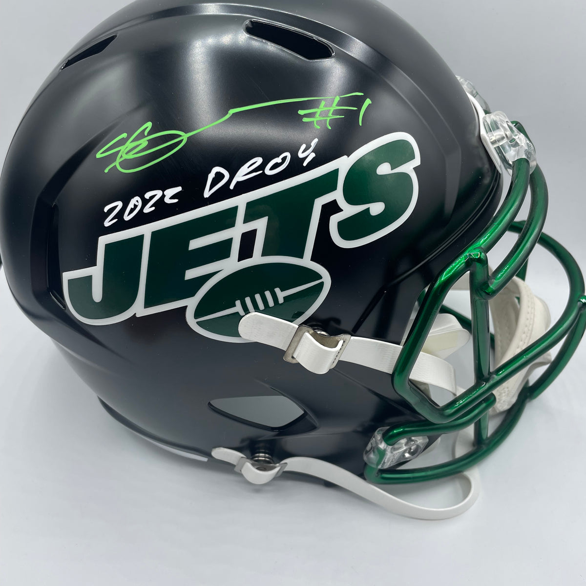 Sauce Gardner Autographed NY Jets 2022 Black Alternate Speed Replica w — Coach's Collectibles Sauce Gardner Autographed NY Jets 2022 Black Alternate Speed Replica w — Coach's Collectibles