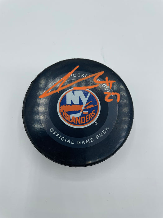 Anders Lee Autographed NY Islanders Game Model Puck in Orange Ink (Beckett)