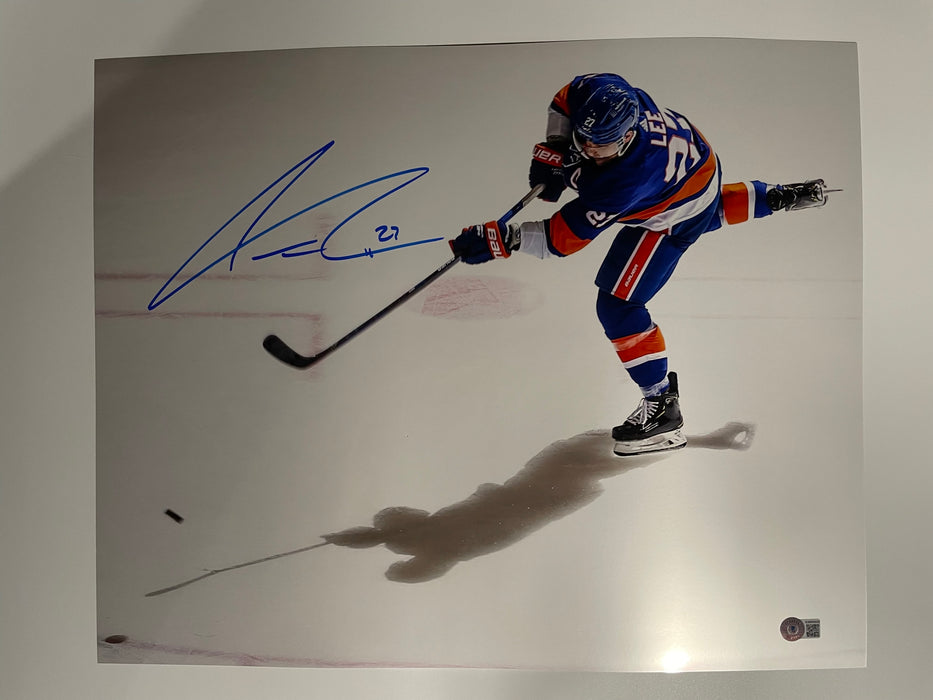 Anders Lee Autographed 16x20 Photo (Beckett)