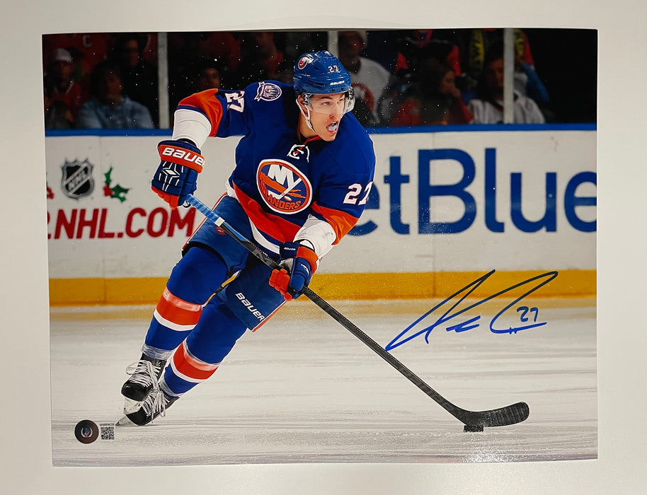 Anders Lee Autographed 11x14 Photo (Beckett)