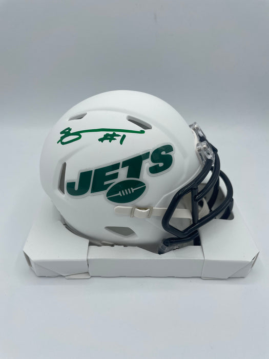 Sauce Gardner Autographed NY Jets Flat White Mini Helmet (Beckett)