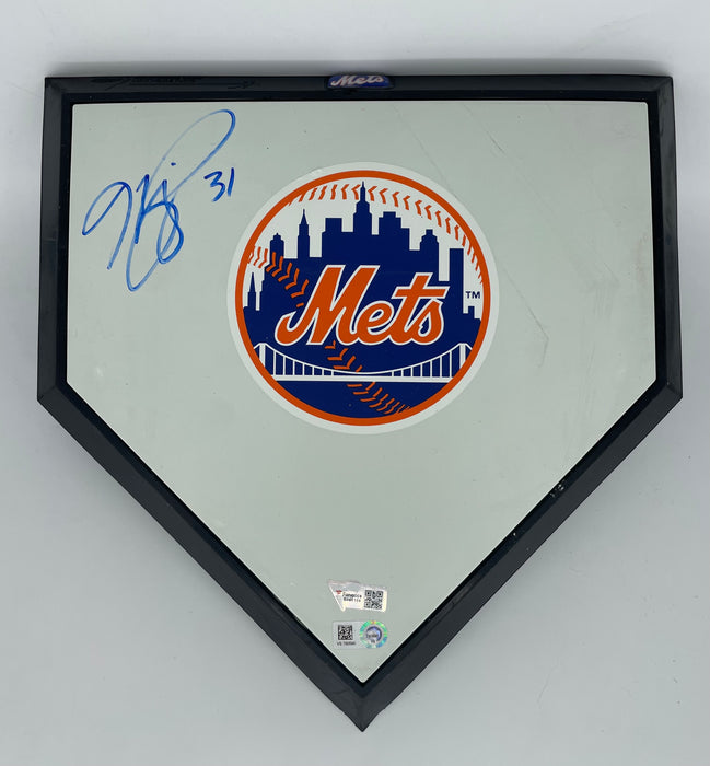 Mike Piazza Autographed Schutt Mini Homeplate (MLB/Fanatics)